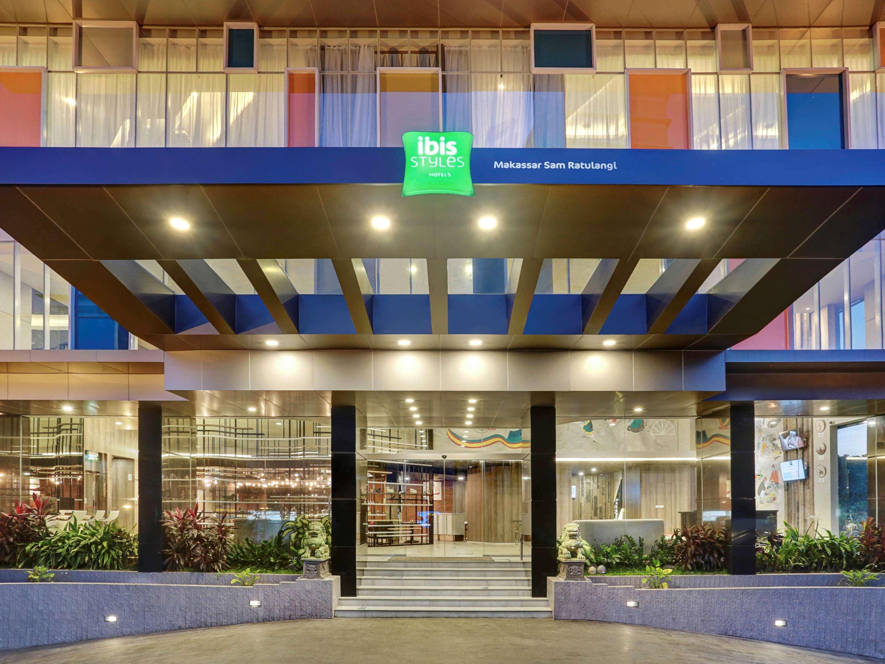 Hotel Ibis Styles Makassar Sam Ratulangi Exterior foto